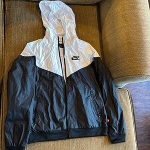 Women’s Nike Windbreaker